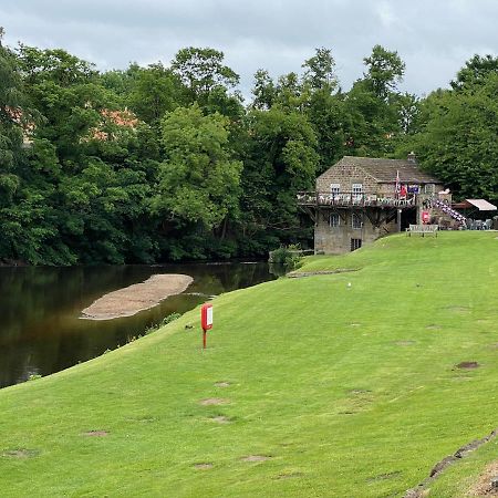 The Sanctuary Holiday Home - Escape The Ordinary Knaresborough Buitenkant foto